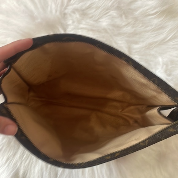 Louis Vuitton Poche Toilette Vintage 80s 90s - Picture 8 of 9